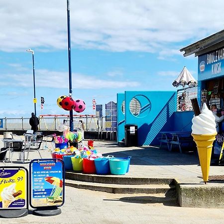 Vitamin Sea - Beachfront Apartment - Sleeps 4 Ramsgate Extérieur photo