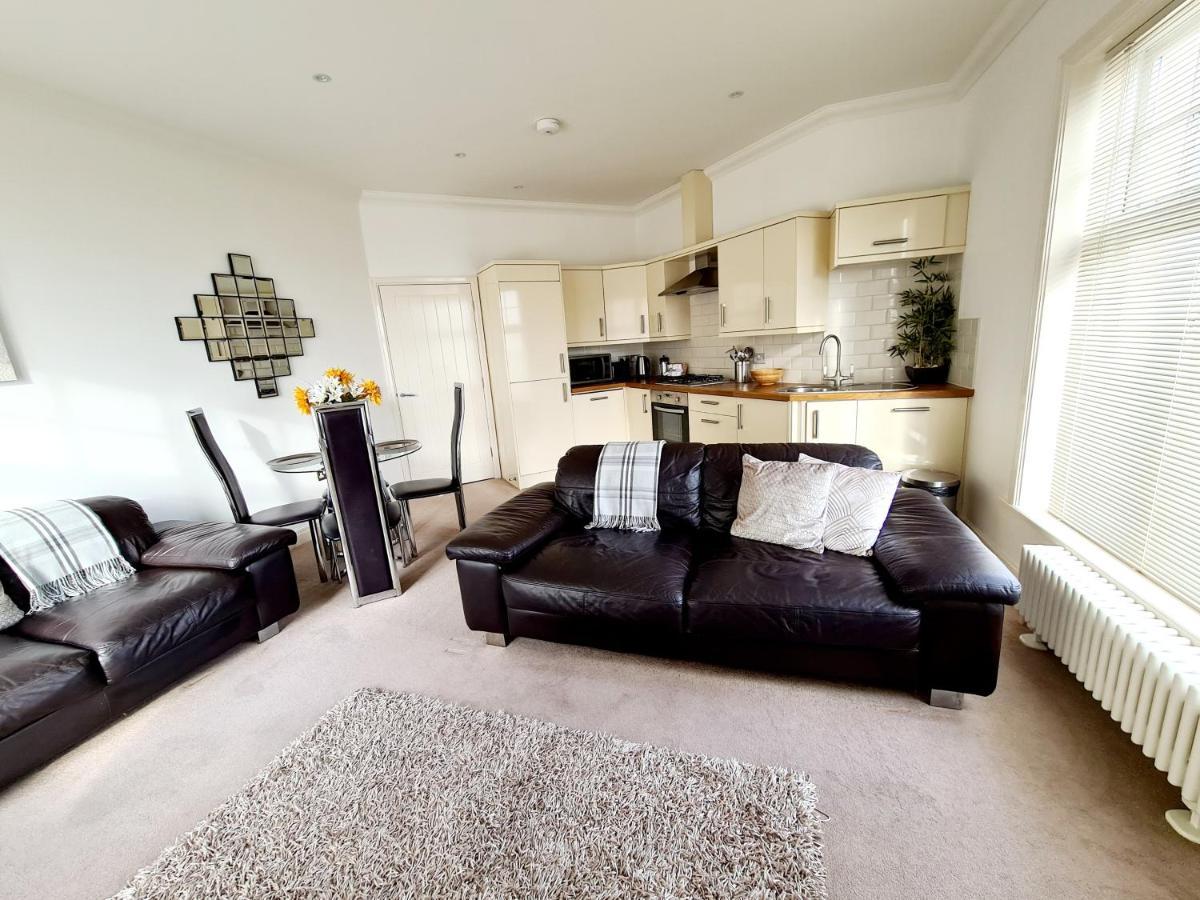 Vitamin Sea - Beachfront Apartment - Sleeps 4 Ramsgate Extérieur photo