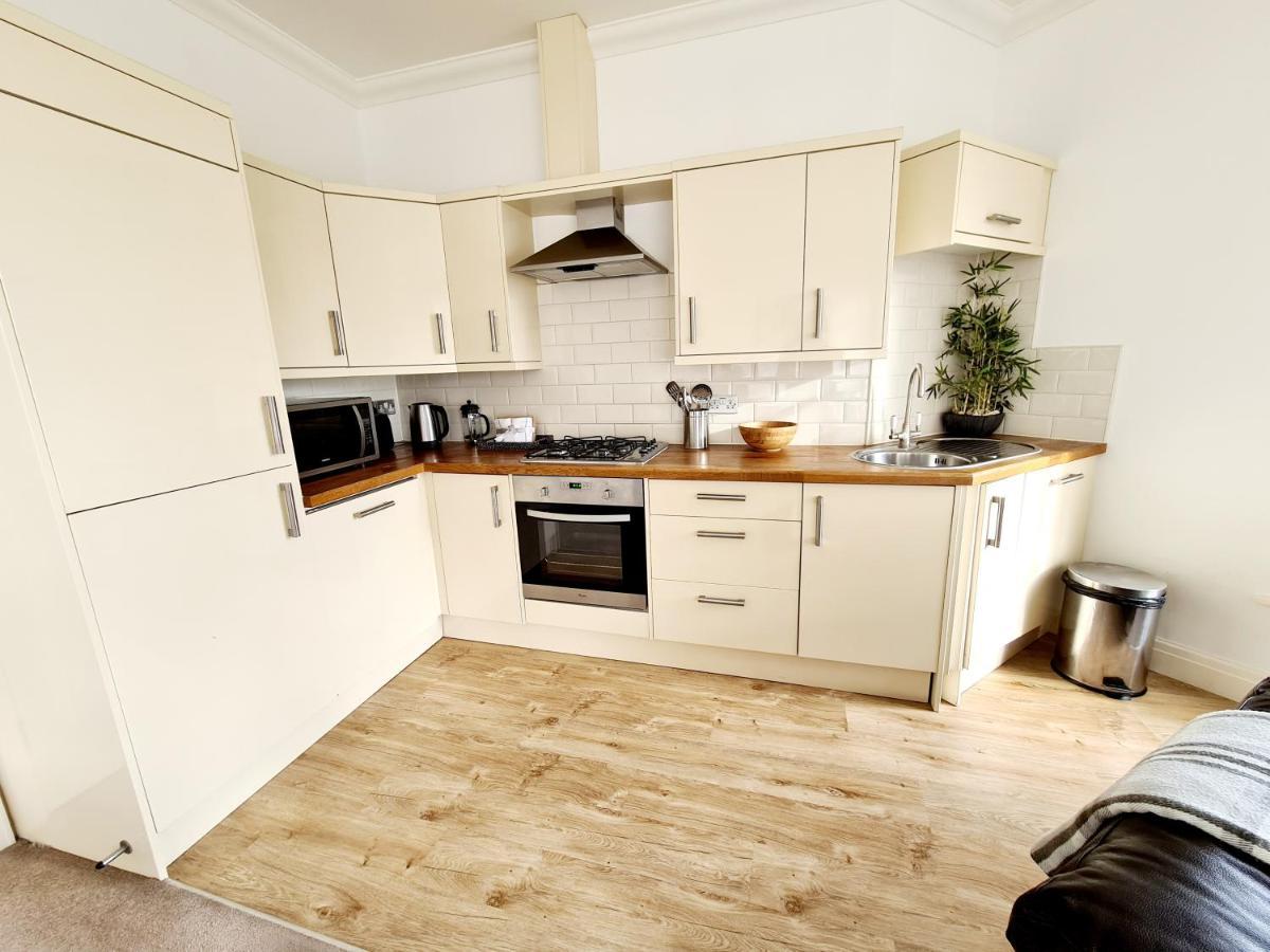 Vitamin Sea - Beachfront Apartment - Sleeps 4 Ramsgate Extérieur photo