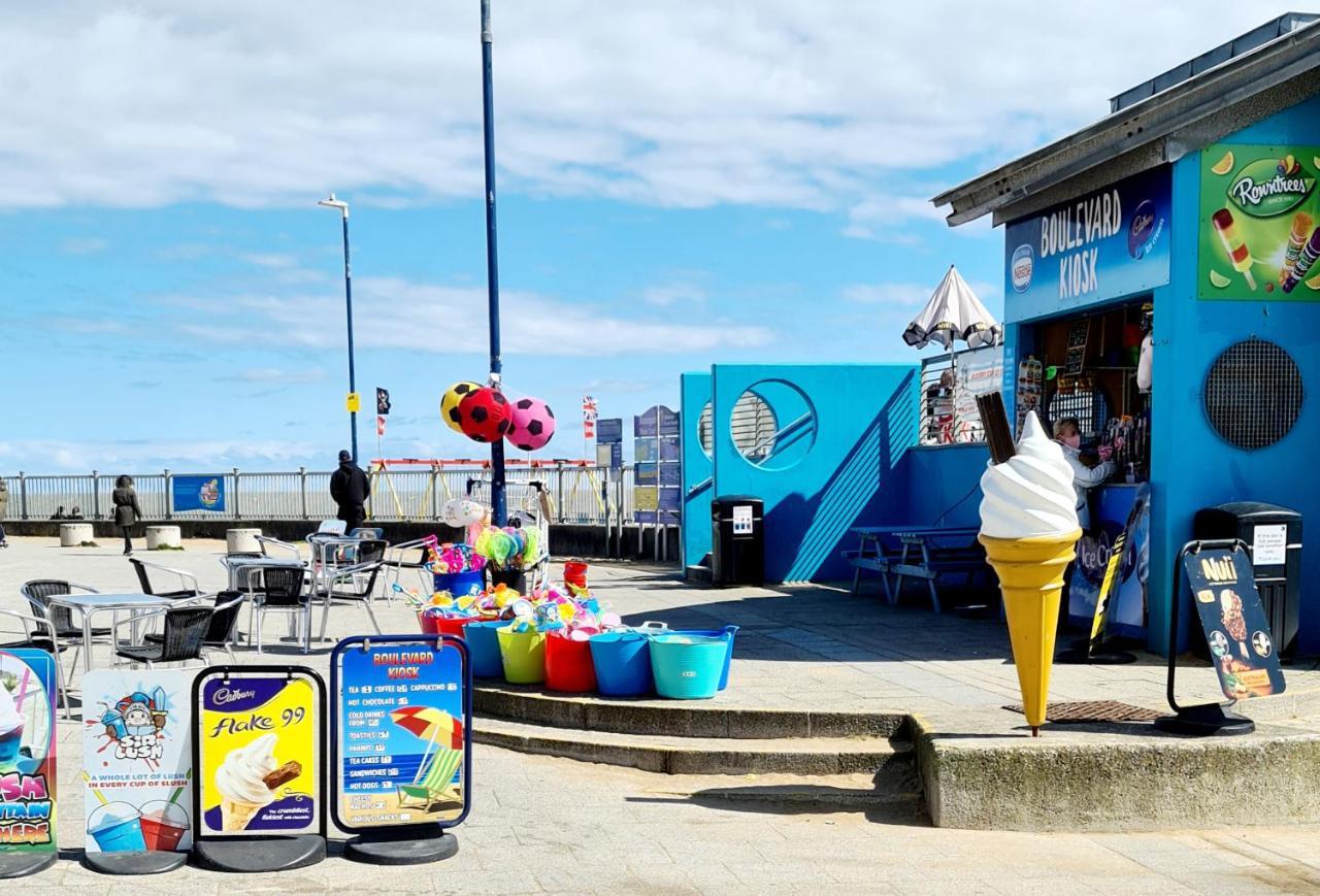Vitamin Sea - Beachfront Apartment - Sleeps 4 Ramsgate Extérieur photo